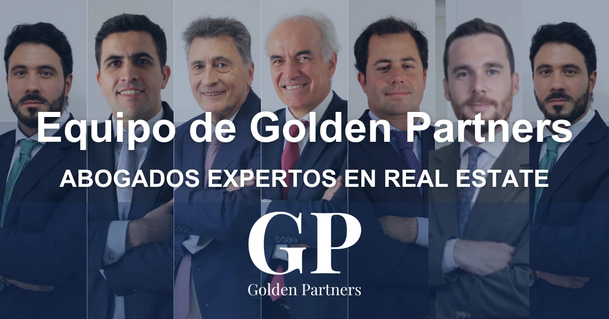 Equipo de Golden Partners - Abogados expertos en casas de lujo en España.