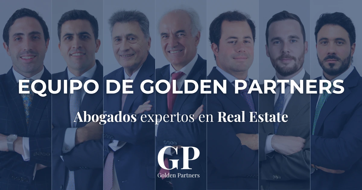 Equipo de Golden Partners - Abogados expertos en casas de lujo en España.