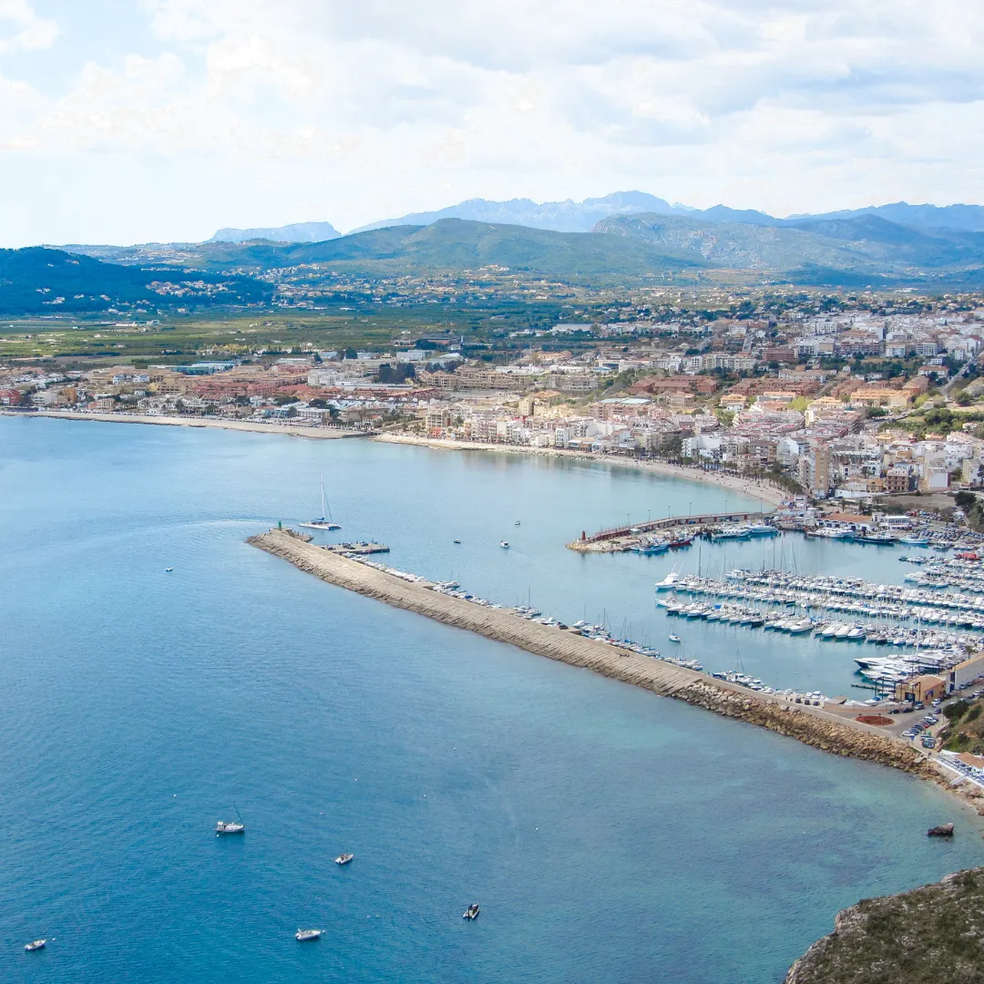 Luksusowe nieruchomości w Jávea – ekskluzywne wille i apartamenty w prestiżowych lokalizacjach